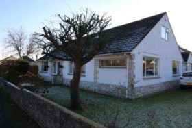 Bungalow for sale